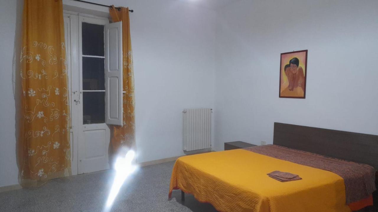 Apartamento Handy San Benedetto Bríndisi Exterior foto